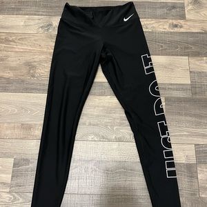 Nike black leggings